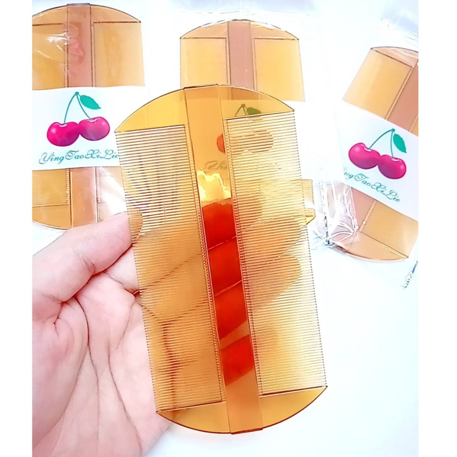 1 lược chải chí chấy