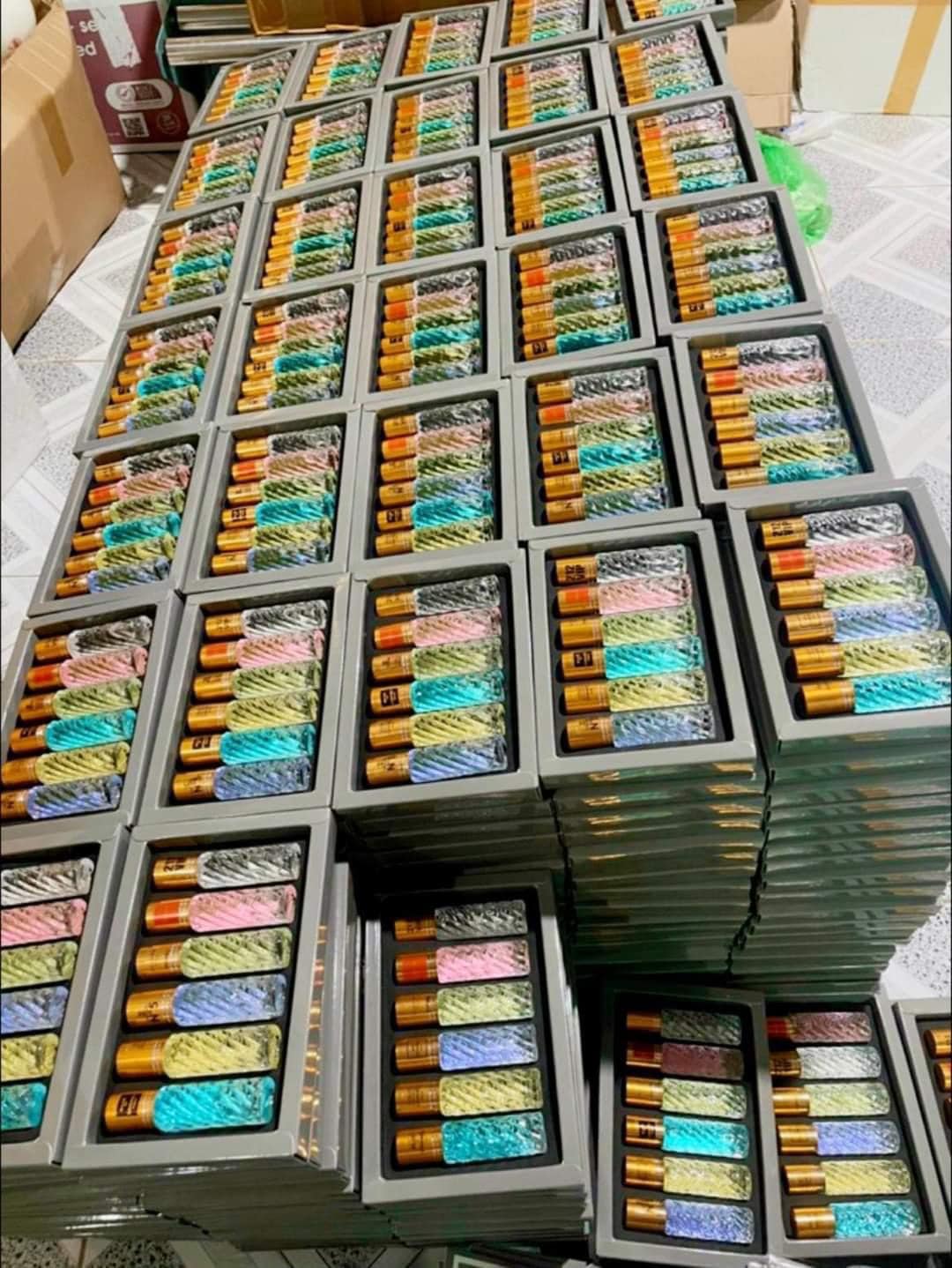 Set nước hoa 6 chai lăn tháp