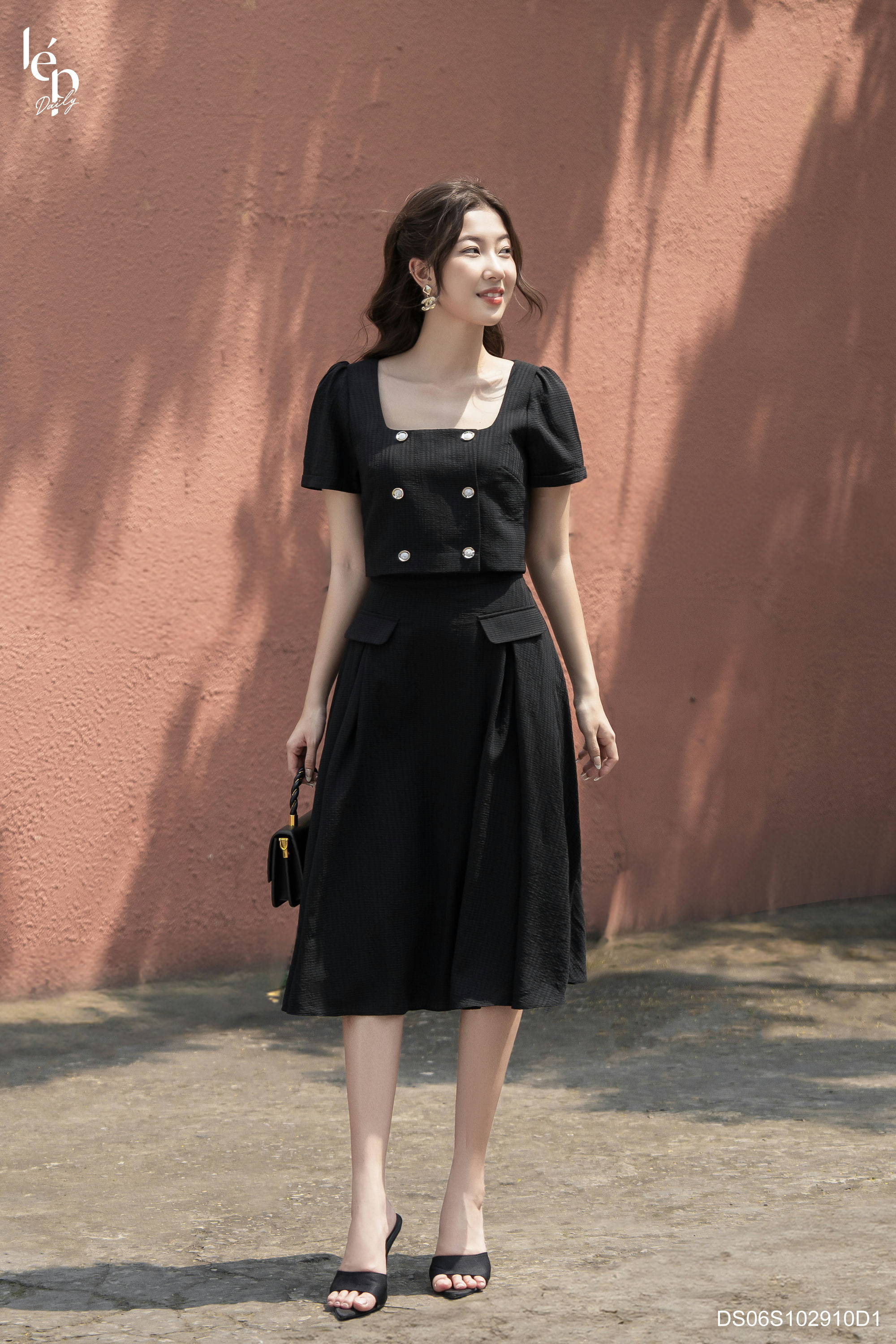 Set áo croptop đen chân váy DS06S102910D1 Lep'
