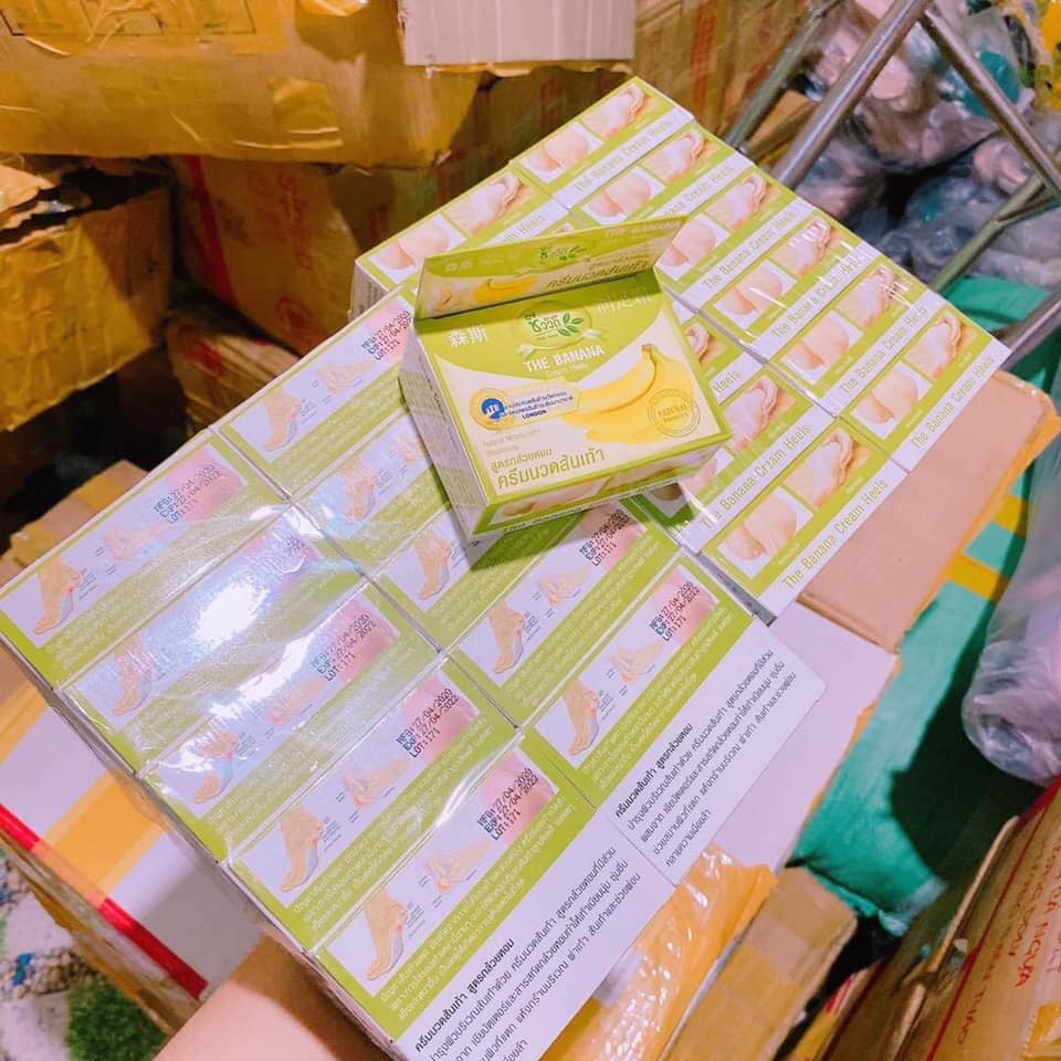 Kem chuối xóa nứt gót chân Thái Lan
