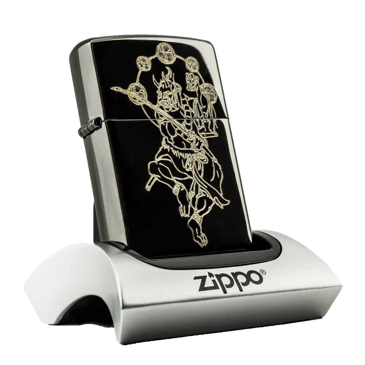 Bật Lửa Zippo Khắc Lôi Thần