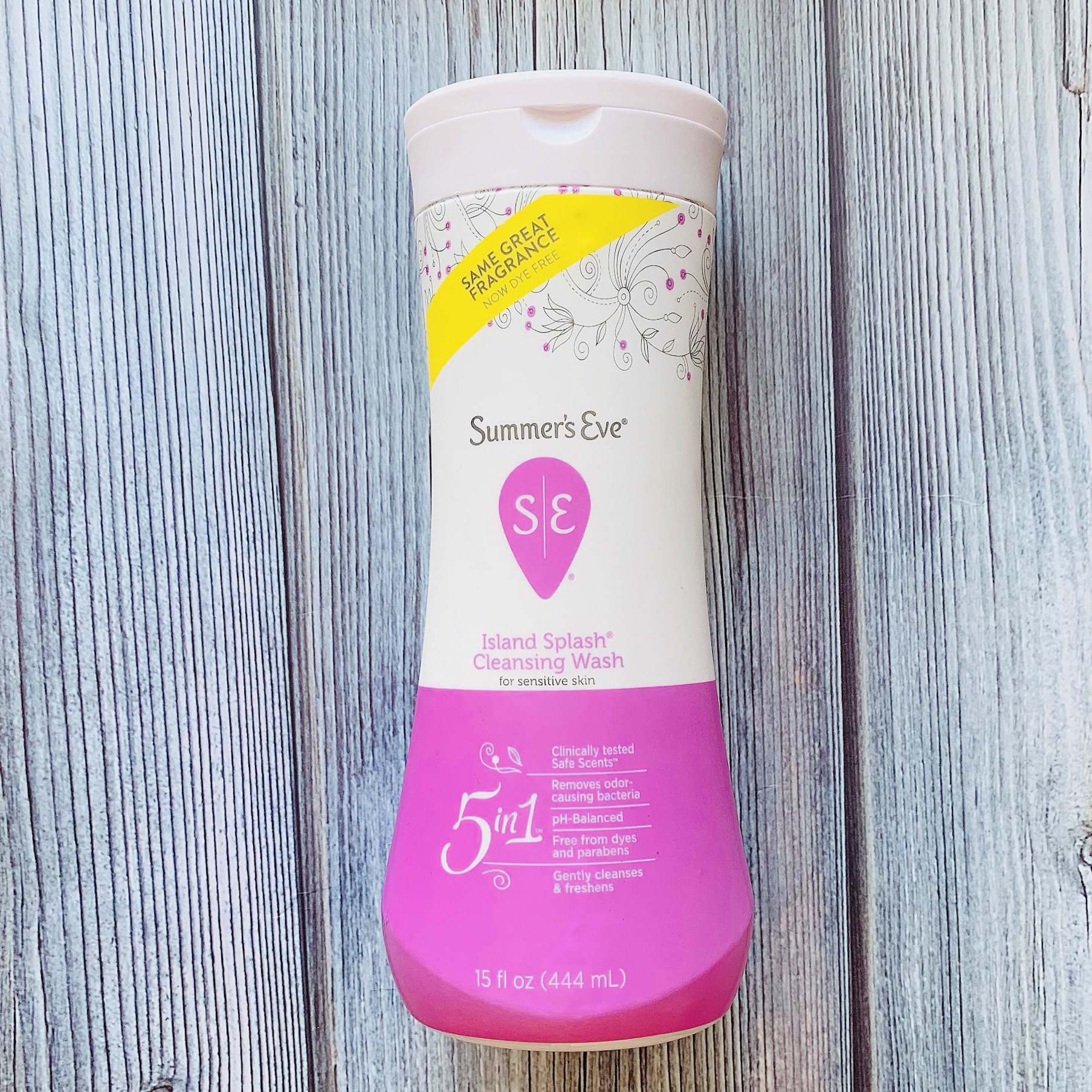 [HCM]Dung Dịch Vệ Sinh Phụ Nữ Summers Eve 5 in 1 (Hồng Đậm) 444ml