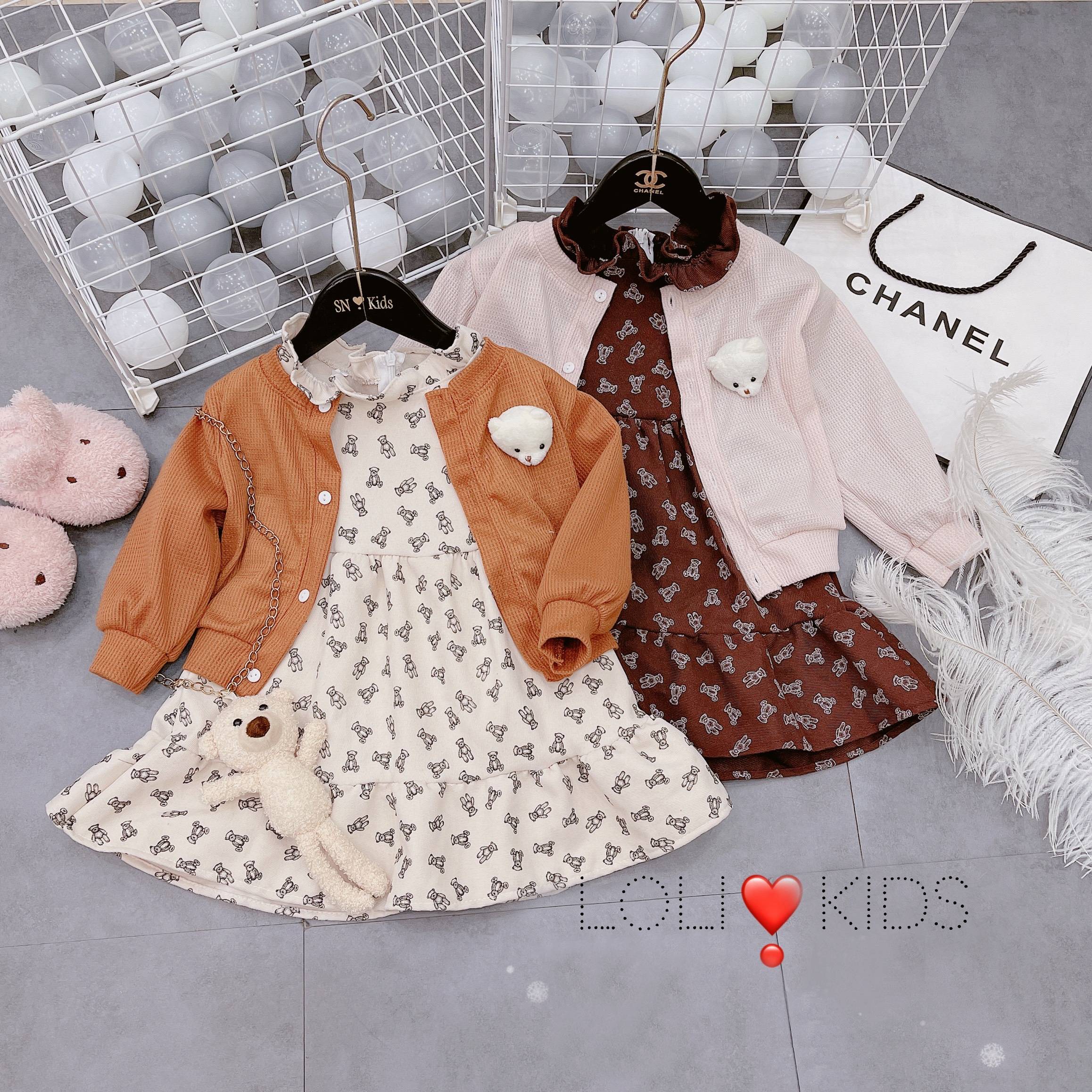 Set váy nhung mềm + áo khoác len cho bé