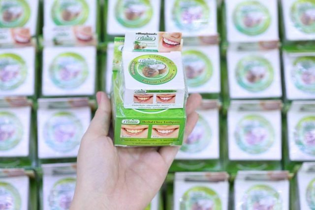 [HCM]Kem Làm Trắng Răng Herbal Clove Toothpaste Thái Lan