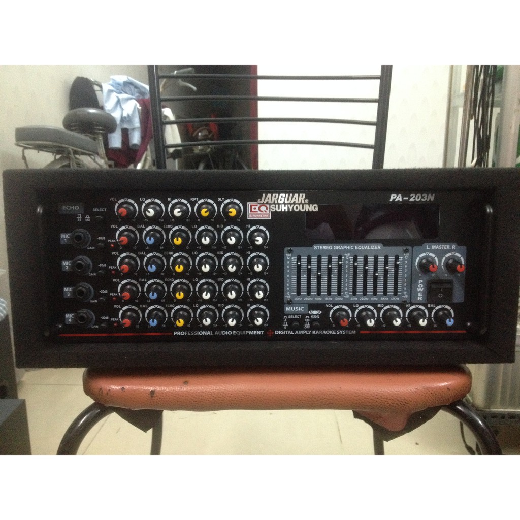 AMPLY-JARGUARR-16 SÒ CÔNG SUẤT LỚN CÓ EQ CHỈNH NHẠC 4 LỔ MICRO