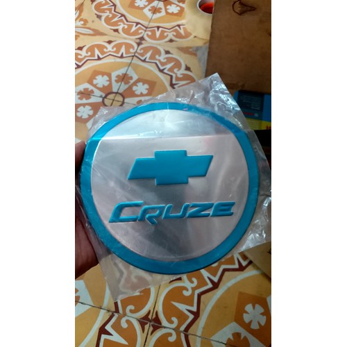 Ốp nắp xăng xe Chevrolet Cruze