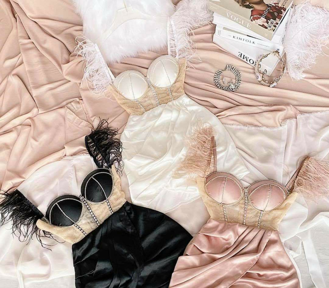Đầm body lông vũ thiết kế sexy