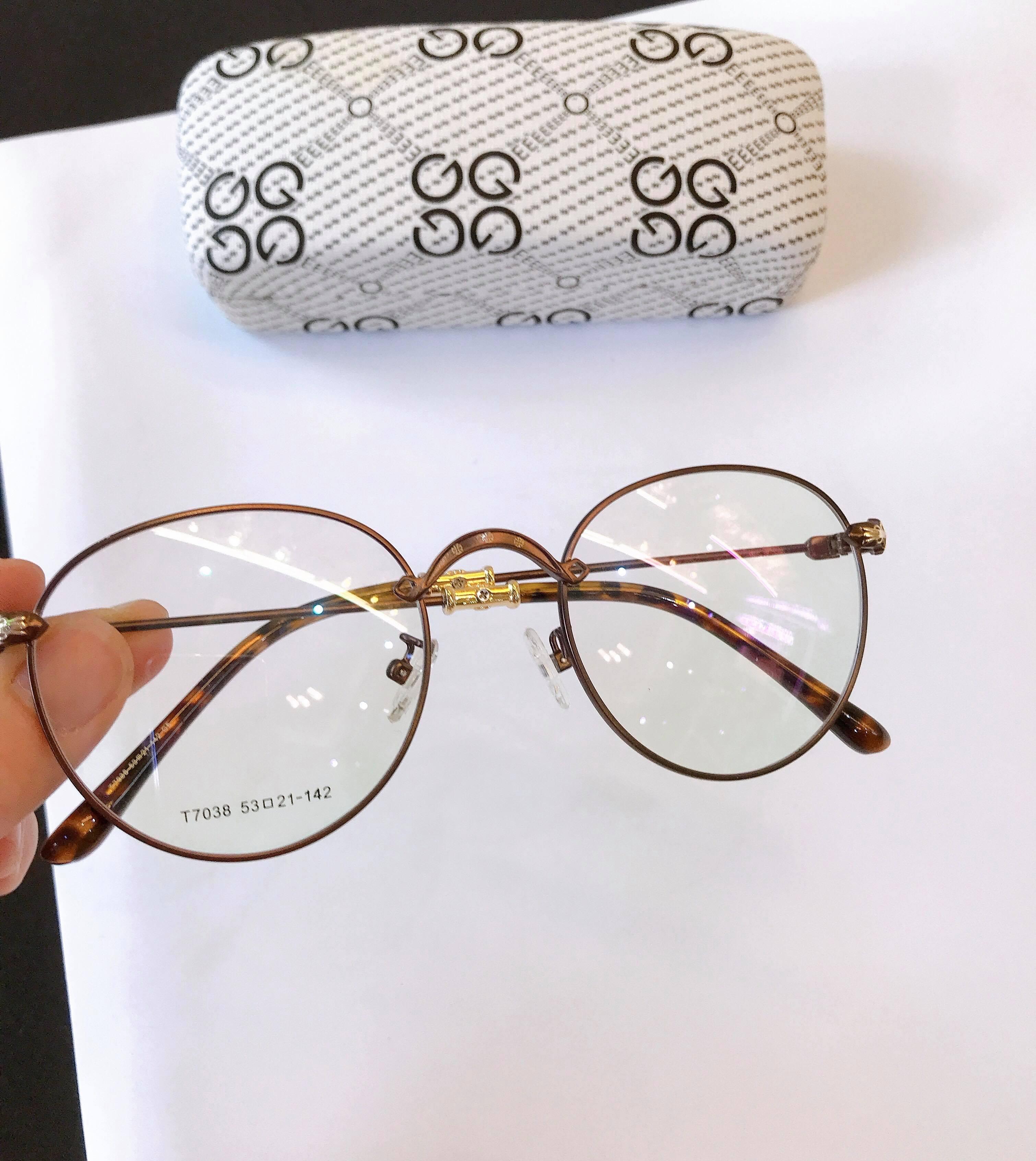 Kính CHROME HEARTS Mắt tròn Kim loại Cao cấp (Nhiều Màu)