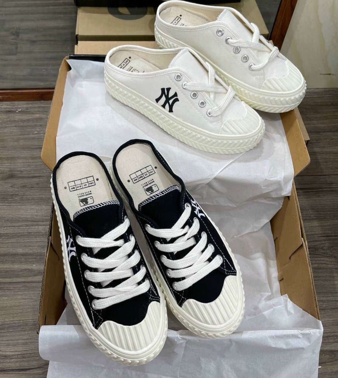 Giày MLB Playball Origin Mule New York Yankees Black