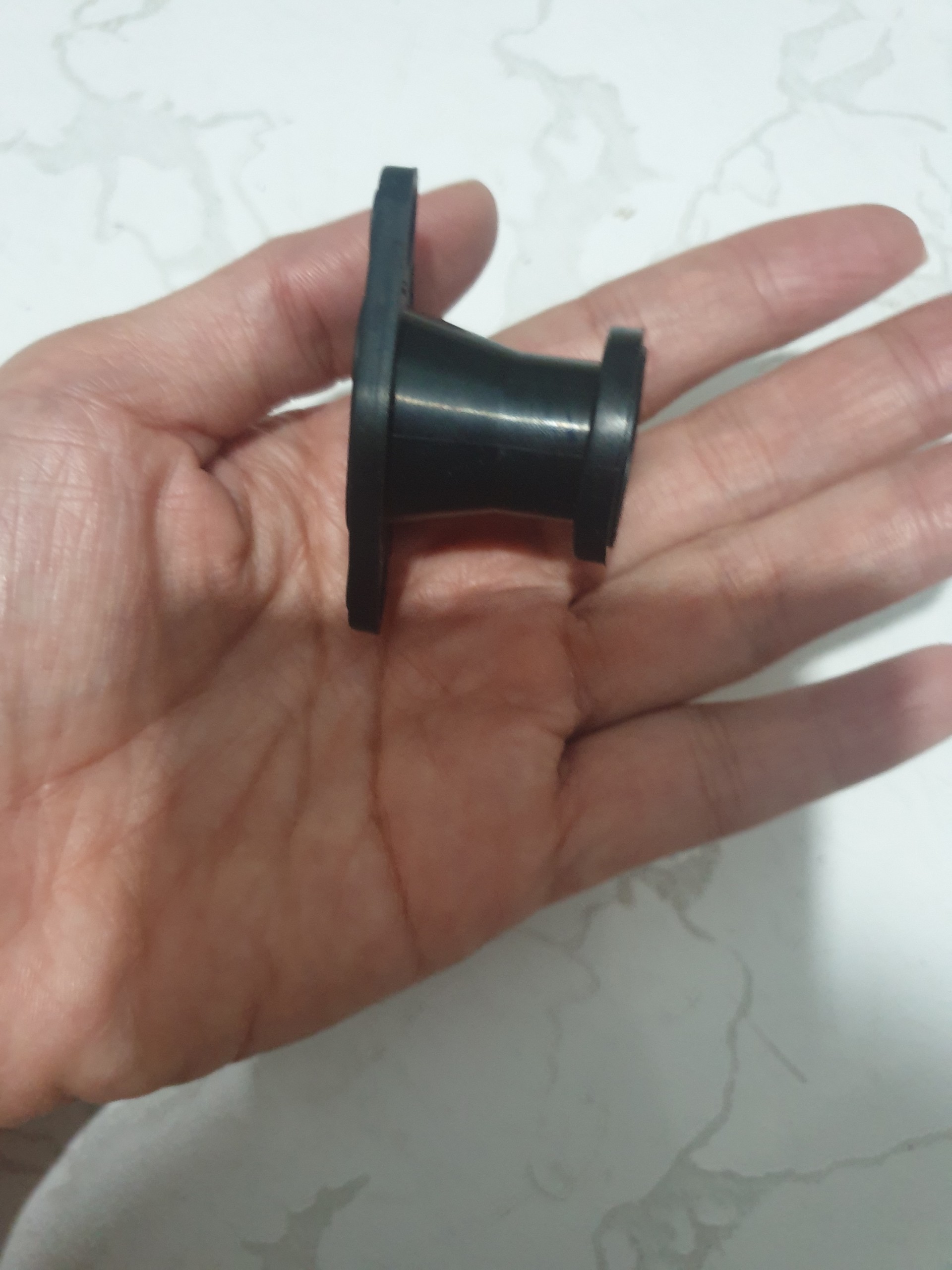 CỔ XANG ( CỔ HÚT) MÁY CƯA XÍCH, CƯA CỤT 2500 (2 CÁI)