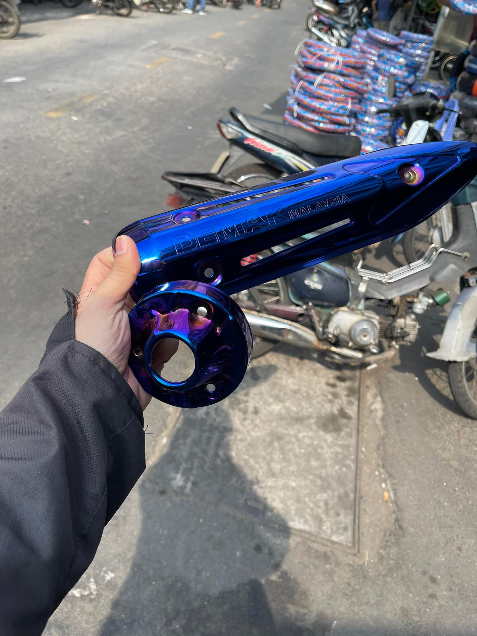 Bộ ốp bô inox lên màu titan ex135