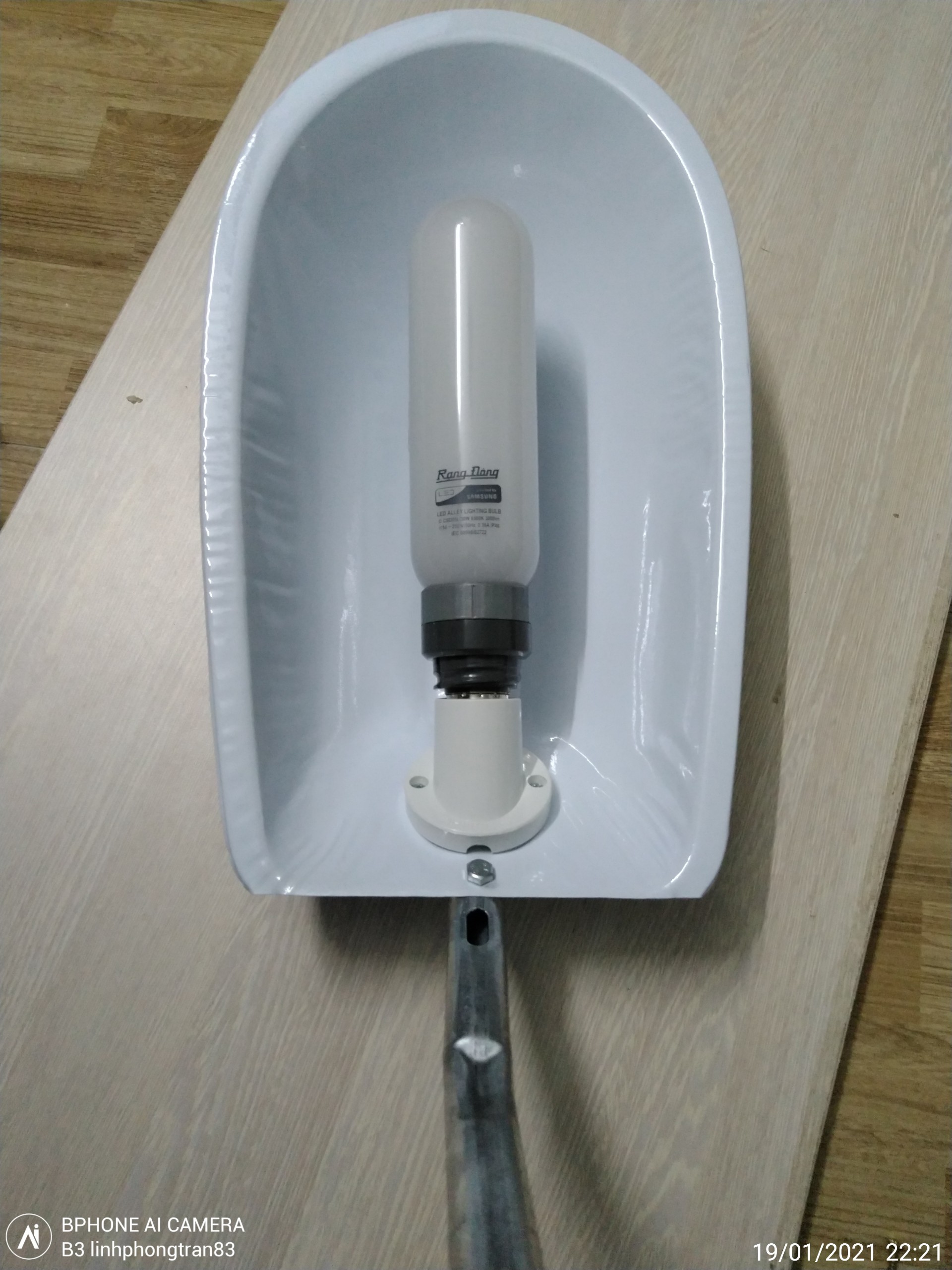 Bộ chao đèn ngoài trời (Bóng đèn đường 30w Rạng Đông )