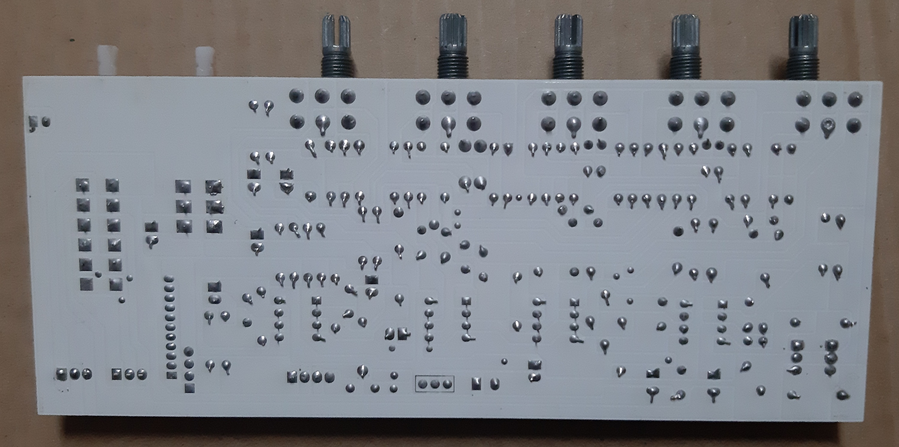 MẠCH MUSIC 4 IC