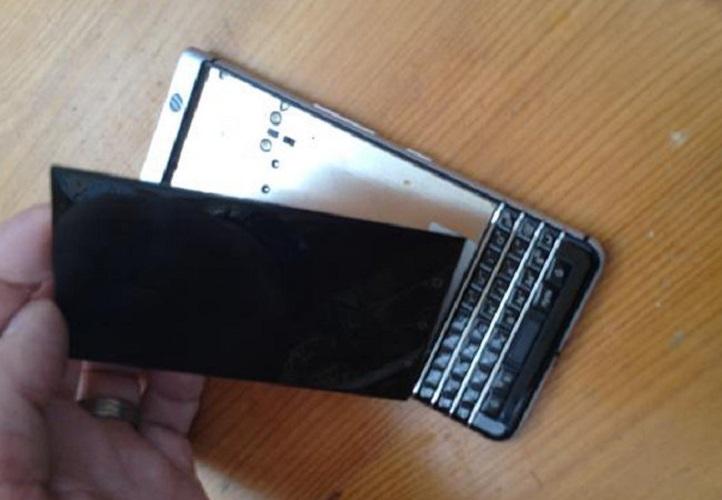 [HCM]Màn hình Blackberry Keyone Key1 new