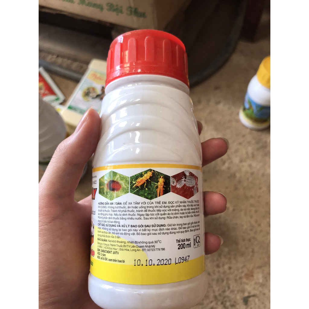 TRỪ SÂU HIỆU ONG BẮP CÀY 200ML
