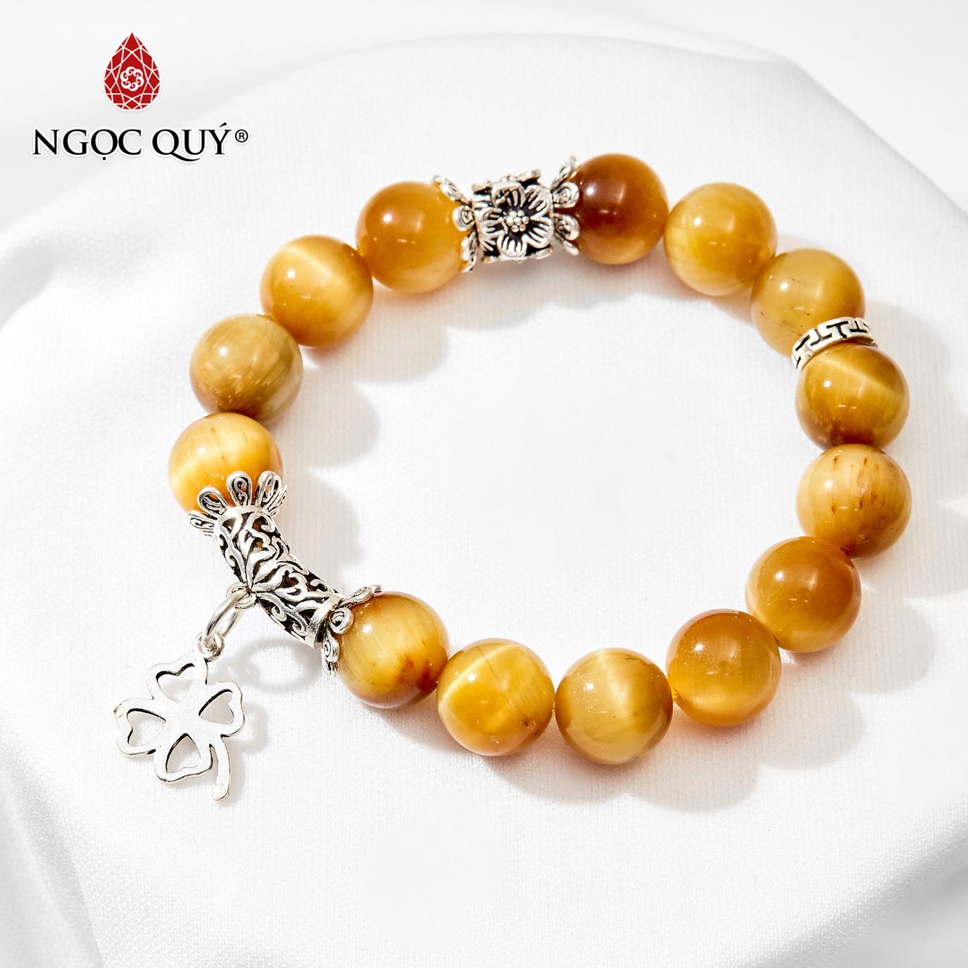 [HCM]Vòng Tay Đá Thạch Anh Mắt Hổ Vàng Phối Charm Cỏ 4 Lá Mệnh Kim Thuỷ 10mm - Ngọc Quý Gemstones