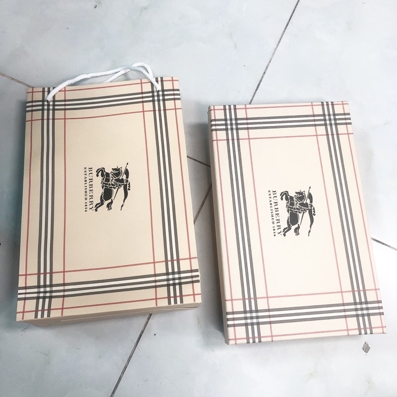 ☁∋✉  set Combo dây nịt thắt lưng và ví bóp nam hiệu bbr
