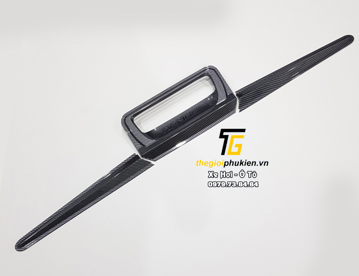 Độ tay mở cốp sau theo xe Ford Ranger