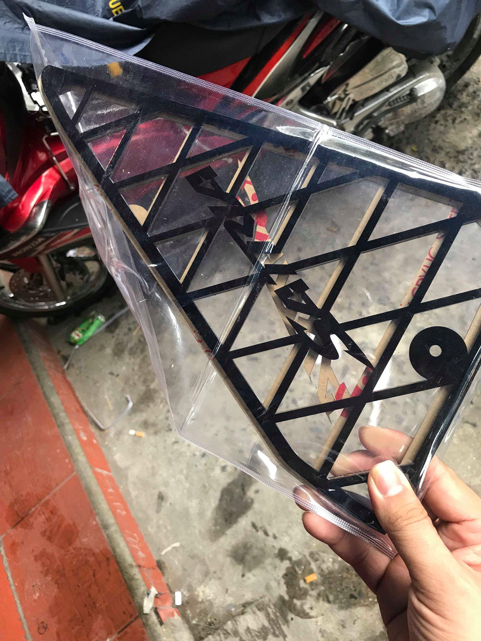 Ốp hông satria,raider fi nhựa