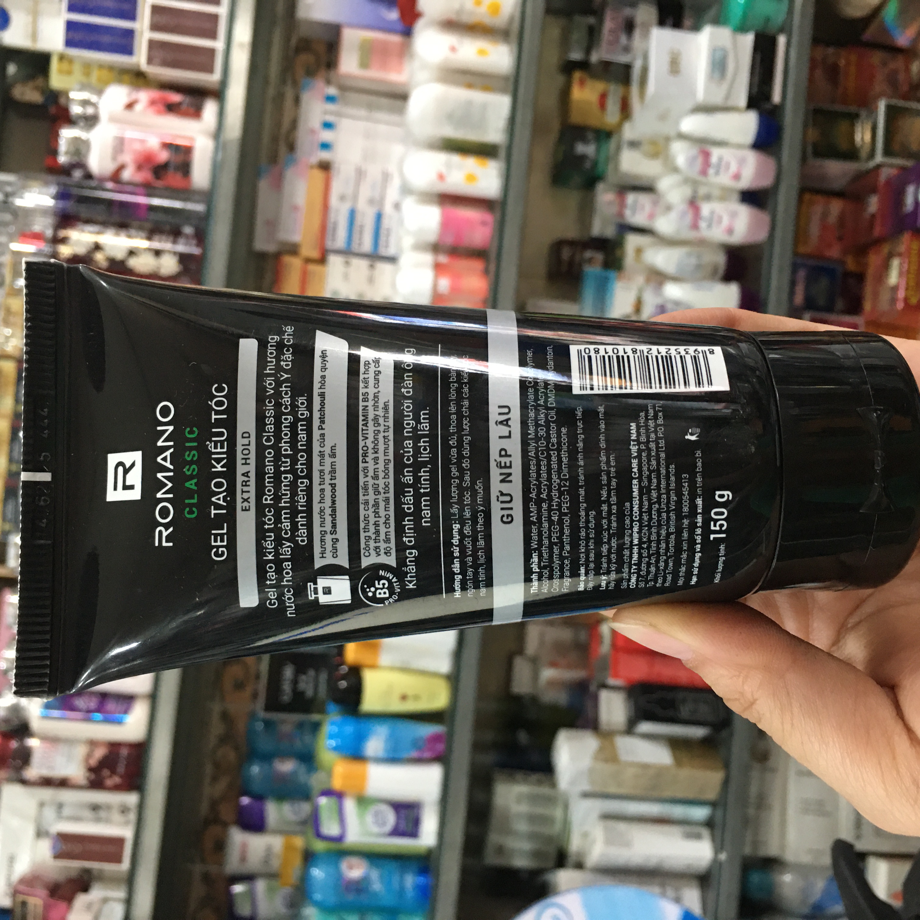 Gel vuốt tóc Romano Classic số 4 giữ nếp lâu 150g
