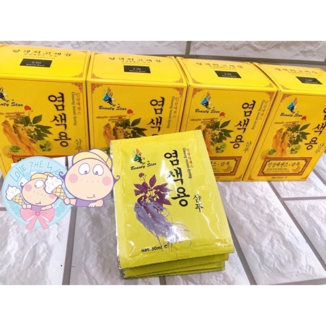 Gội đen nhân sâm Hàn Quốc ( hộp 10 gói ) kèm bao tay