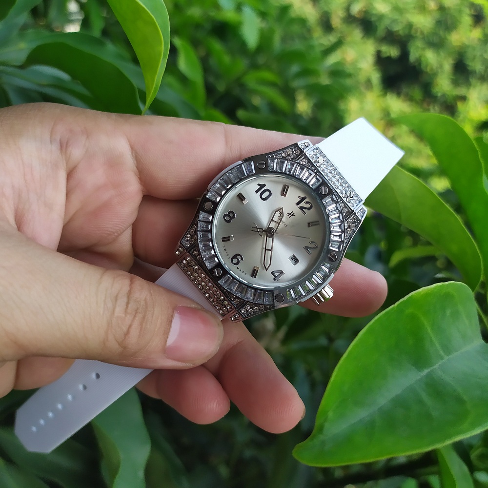 Đồng hồ nữ HUBL máy Nhật lịch lãm sang trọng