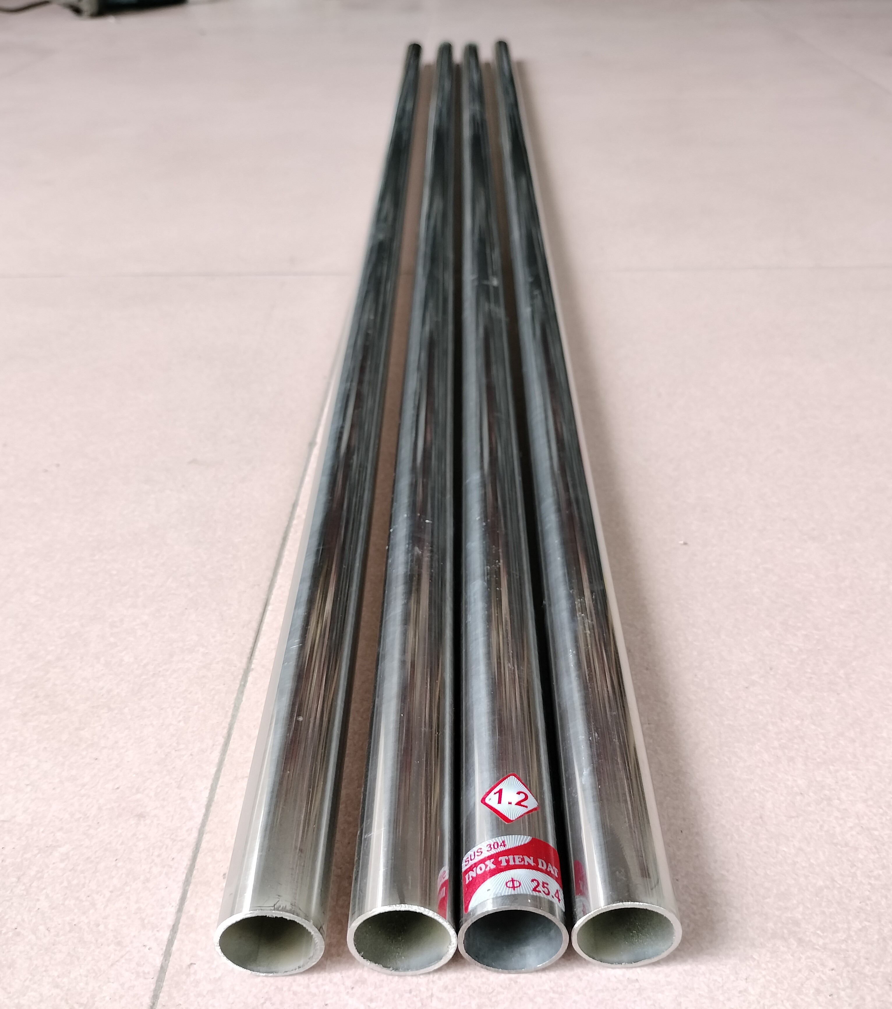 Ống tròn Inox 304 phi 12.7, 16, 19, 22, 25, 32mm (dài 0.5m/1m/1.2m)