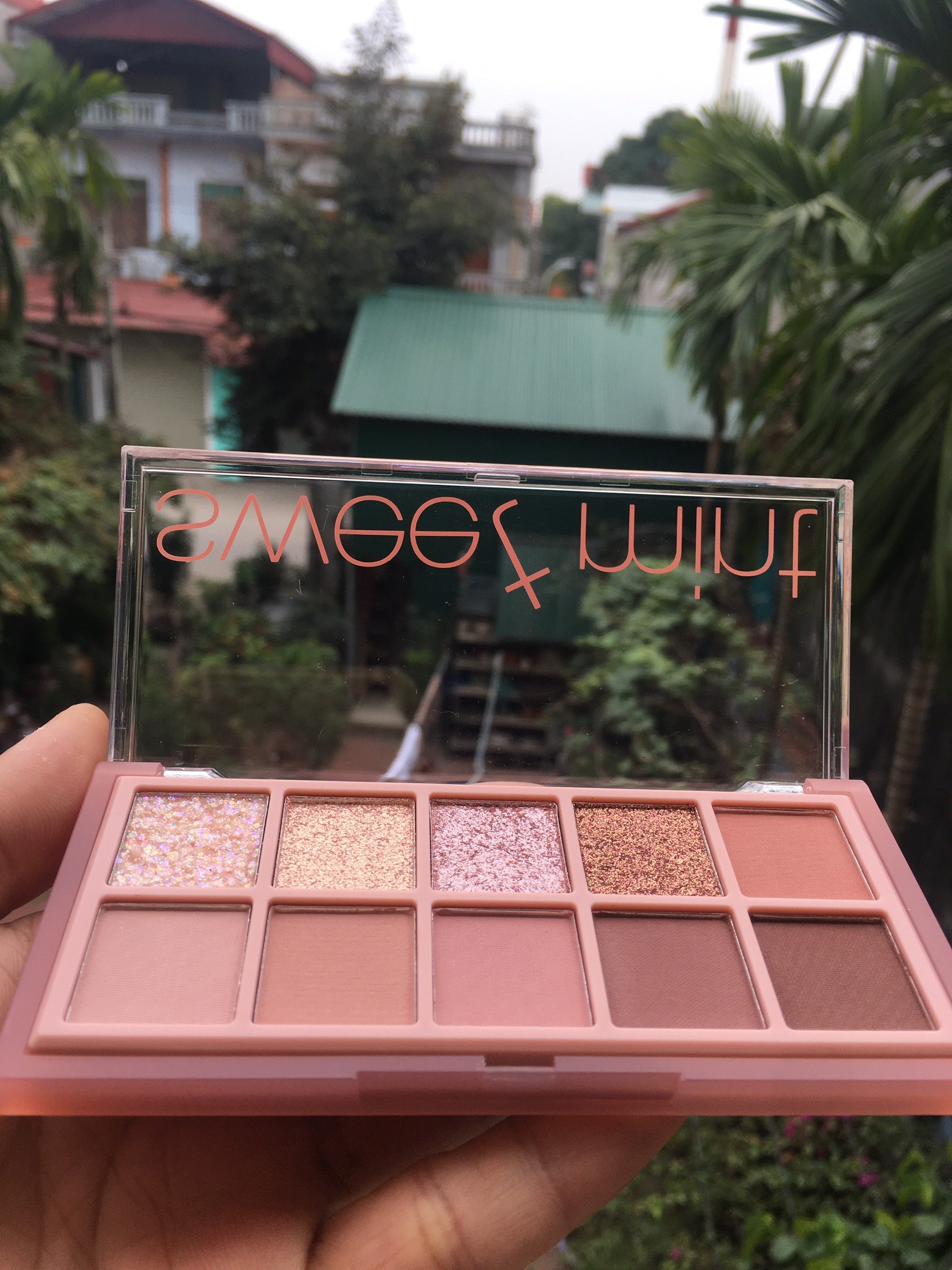 Bảng Phấn Mắt Sweet Mint 10 Màu Sắc Hiệu Ứng Lì