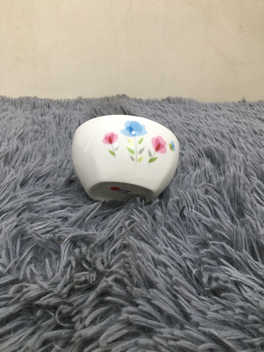 CHÉN ĐÁY VUÔNG 8.8x4.5 CM - GỐM SỨ DONG HWA = HÀNG VIỆT NAM CHẤT LƯỢNG CAO