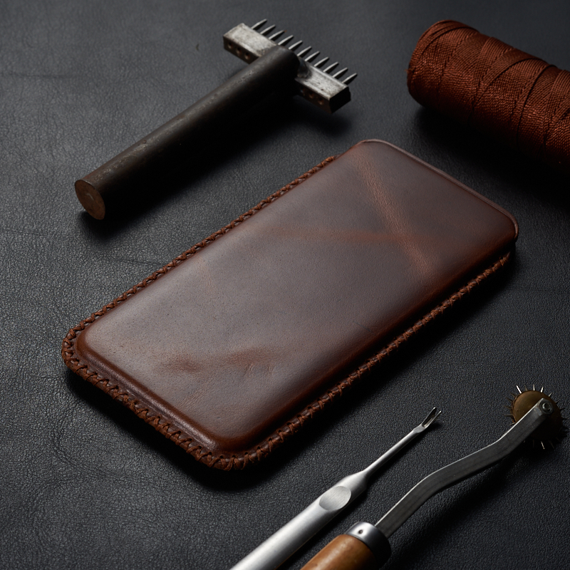 Bao Da Rút Ionecase Iphone 6 plus / 7 plus / 8 plus Luxury Handmade Da Bò Thật
