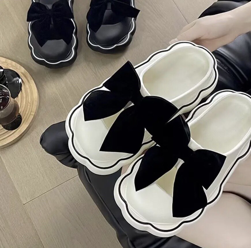 SỤC EVA NƠ TIẺU THƯ SANG CHẢNH