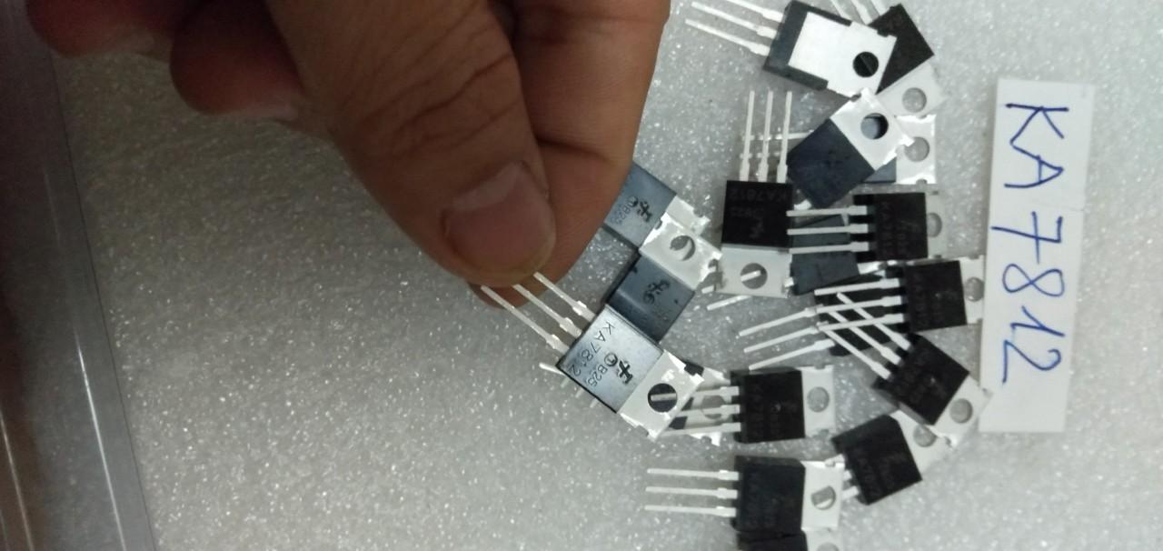 10con ổn áp ka7812