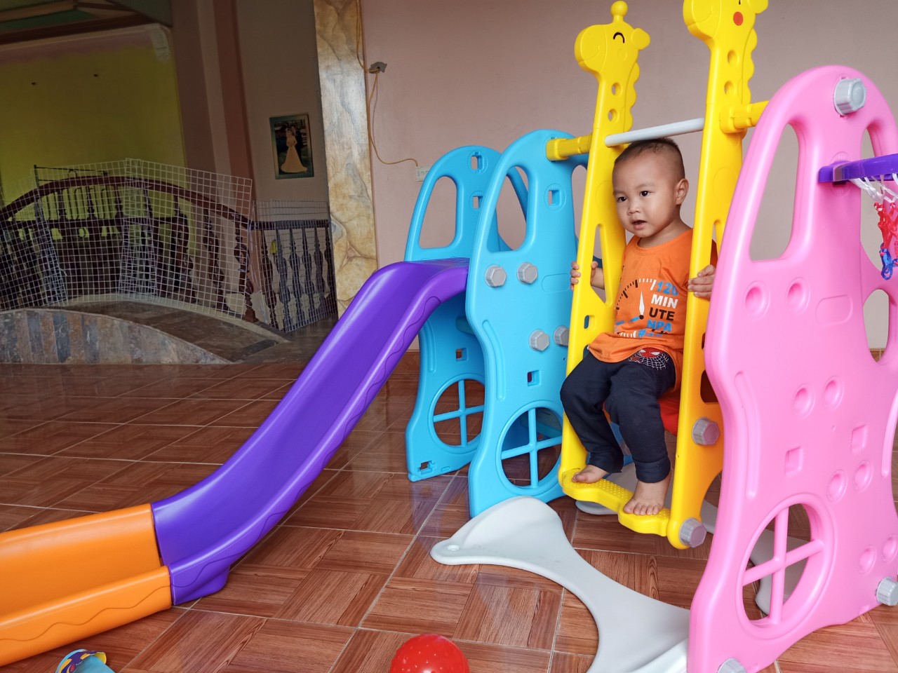 CẦU TRƯỢT - XÍCH ĐU- BÓNG RỔ LIÊN HOÀN
