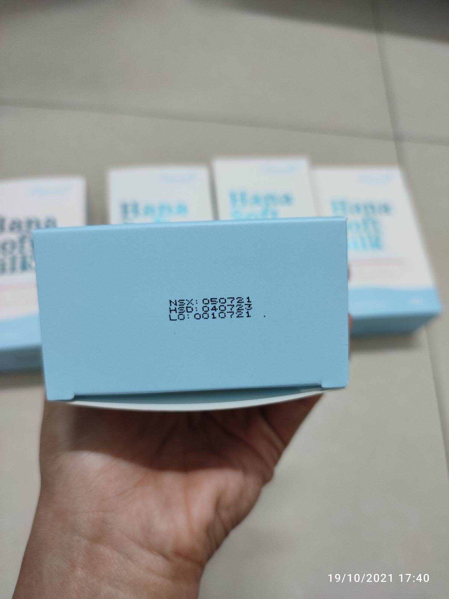 Dung dịch vệ sinh phụ nữ Hana Soft & Silk