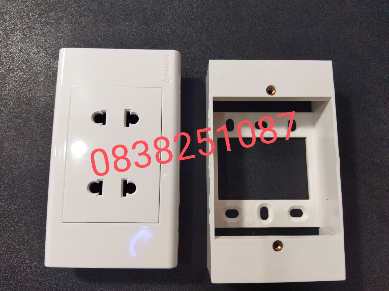 [Sino] Mặt 2 Ổ Cắm - 2 Chấu - 16A