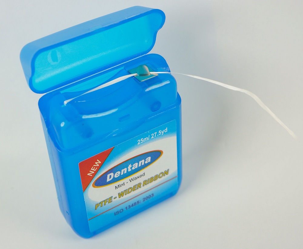 Chỉ nha khoa Dentana Hộp 1 cuộn - Tanaphar