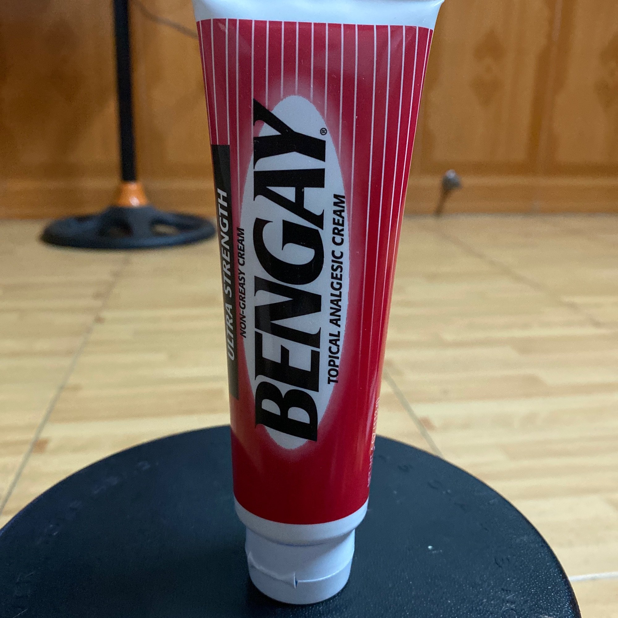 Bengay kem xoa bóp giảm đau 113g