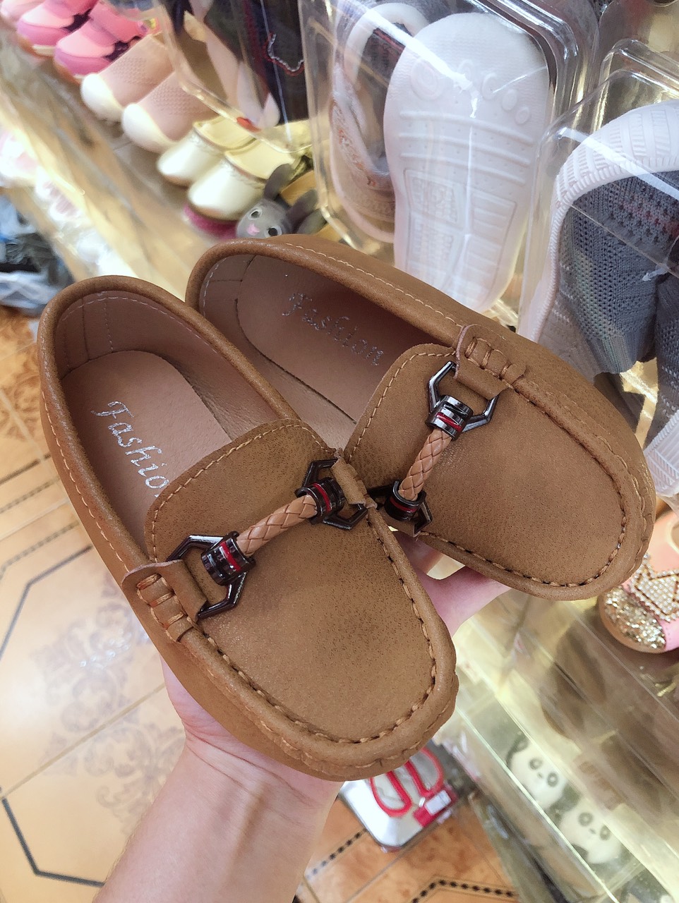 Giày lười cho bé trai GL18B size 26 đến 36 mềm êm bền dẹp