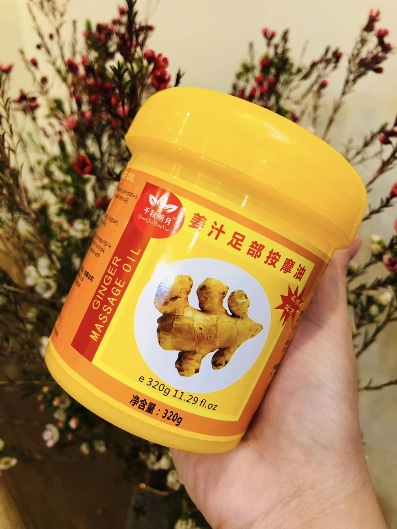 Kem massage chân gừng hũ 320g