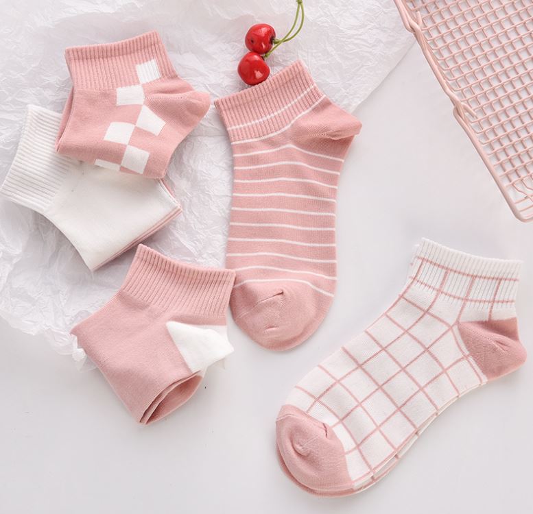 Set 10 Đôi Tất Vớ Nữ Ngắn Cổ Kẻ Hồng SS2