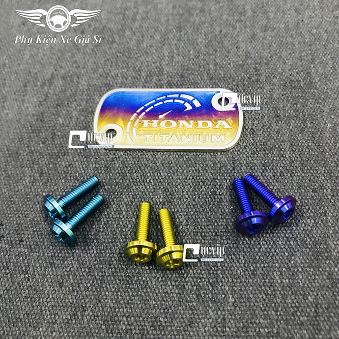 [HCM]Combo Nắp Dầu Kèm 2 Ốc Titan Thật GR5 (Titan 100%) Cho Xe Vario 2015 - 2017 Winner Winner X AirBlade MS3377
