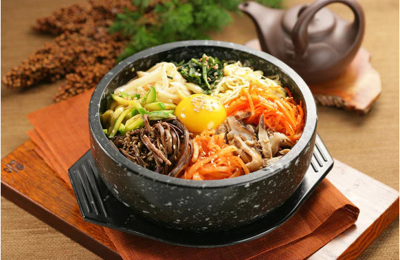 TƯƠNG ỚT HÀN QUỐC GOCHUJANG HỘP 200 GRAM