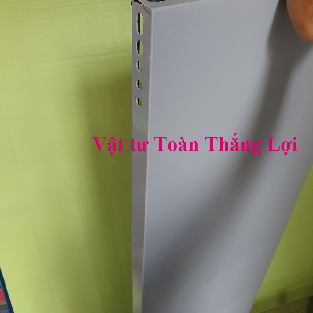 ( Rộng 30cm x dài từ 60cm đến 1.5M) Mâm sắt V lỗ làm kệ đa năng
