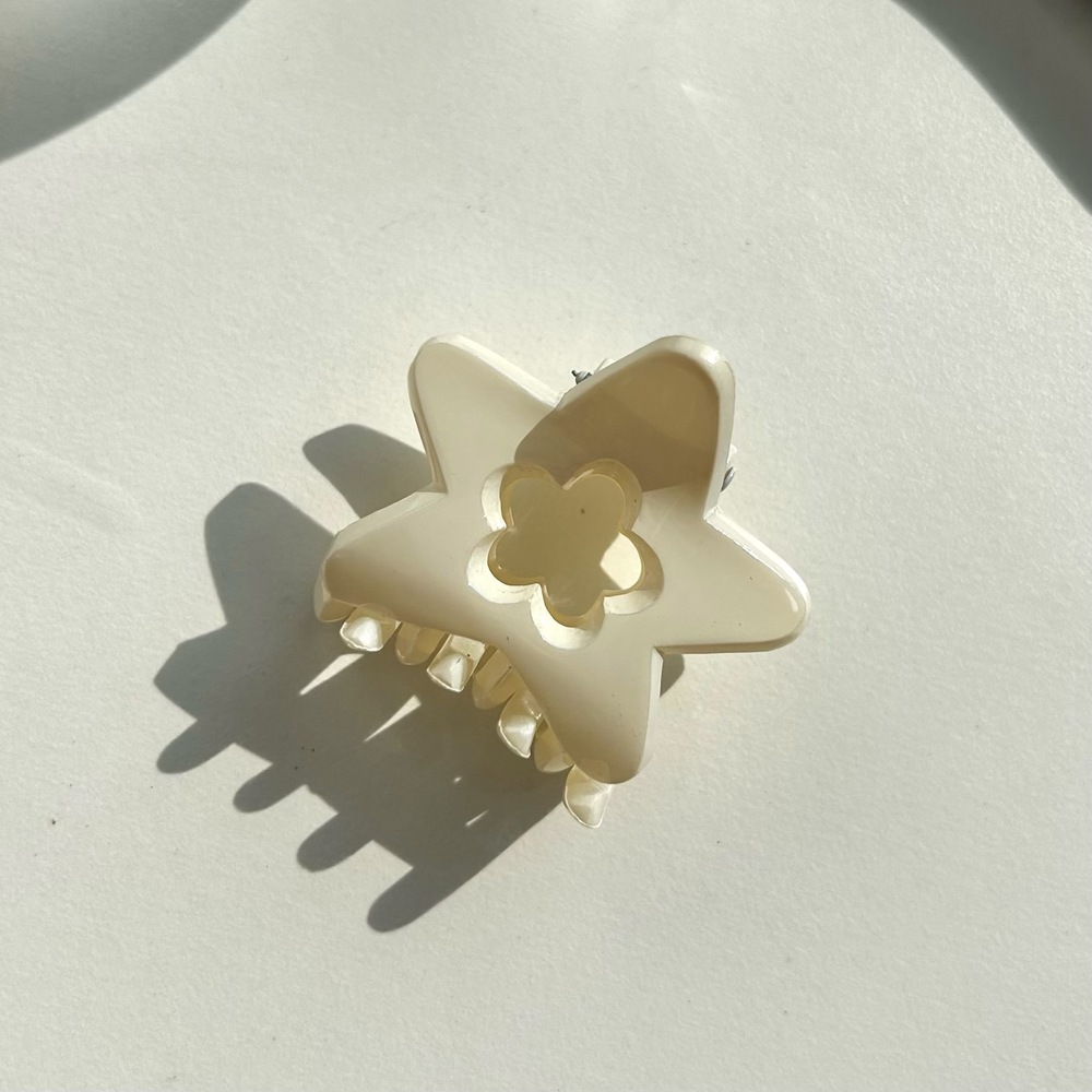 Kẹp tóc ngôi sao cá tính Modleaf Flower star pin Hàn Quốc