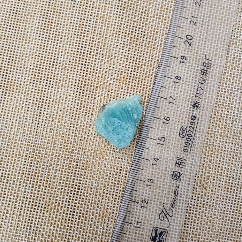 Viên đá xanh thanh tẩy Aquamarine