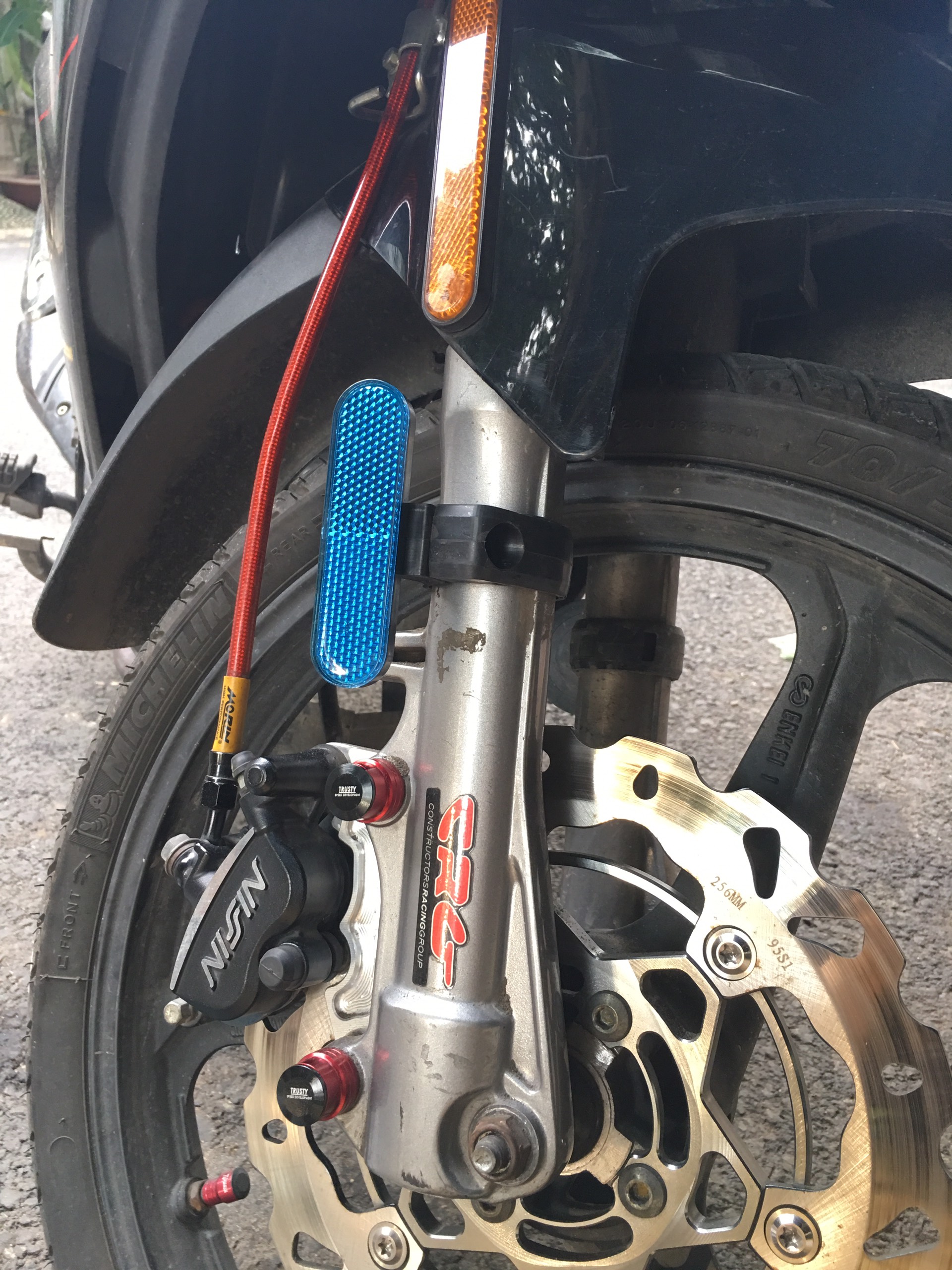 [HCM]MẮT MÈO PHẢN QUANG THANH DÀI GẮN PHUỘC