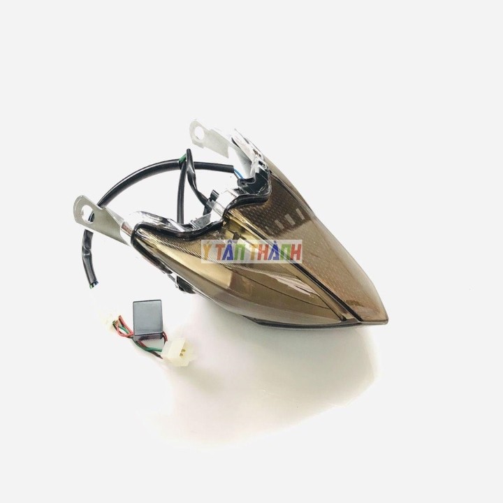 đèn hậu exciter 2011 nakasone