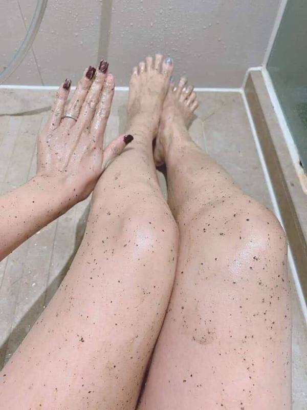 Bột đậu đỏ tắm trắng tẩy da chết