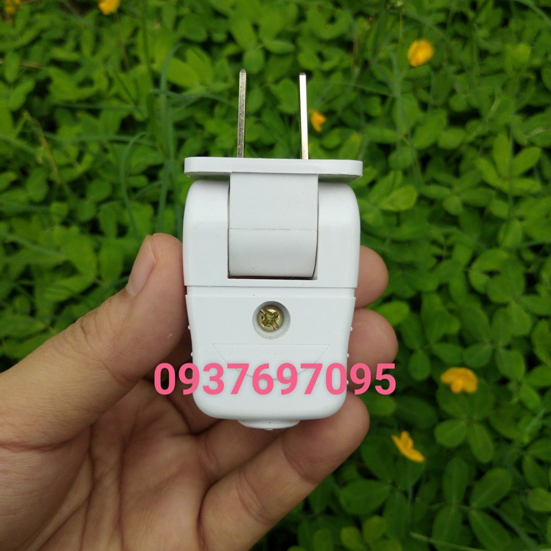 Phích cắm điện chân dẹt gật gù 180 độ