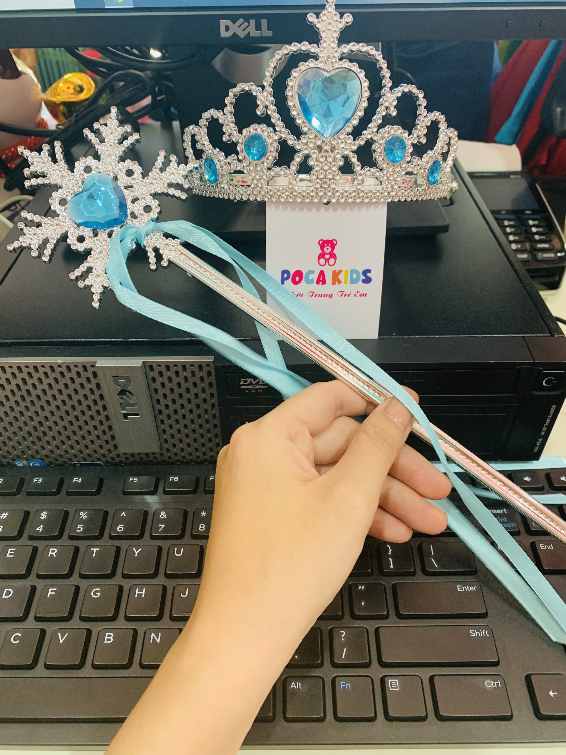 Set vương miện Elsa và đũa thần